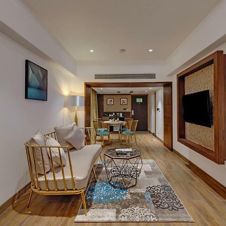 Hotel The Fern Residency, Satara Maharashtra Zewnętrze zdjęcie