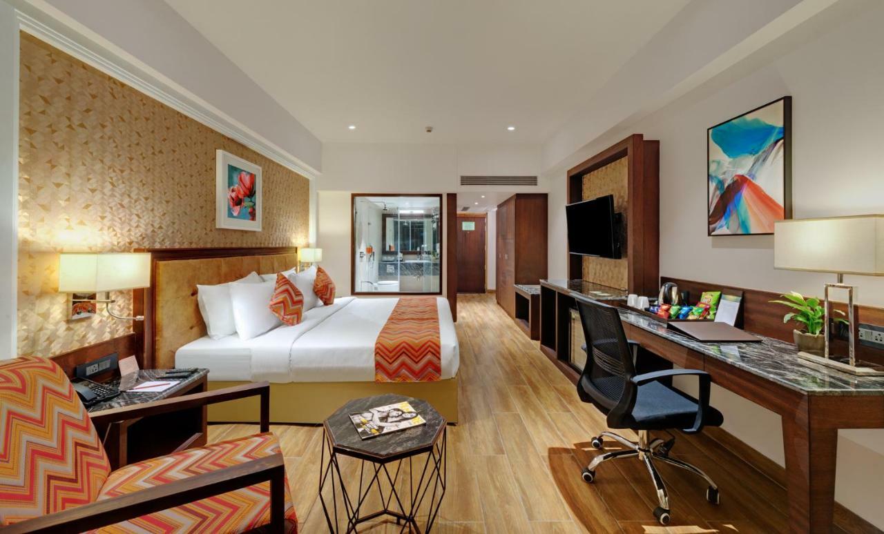 Hotel The Fern Residency, Satara Maharashtra Zewnętrze zdjęcie